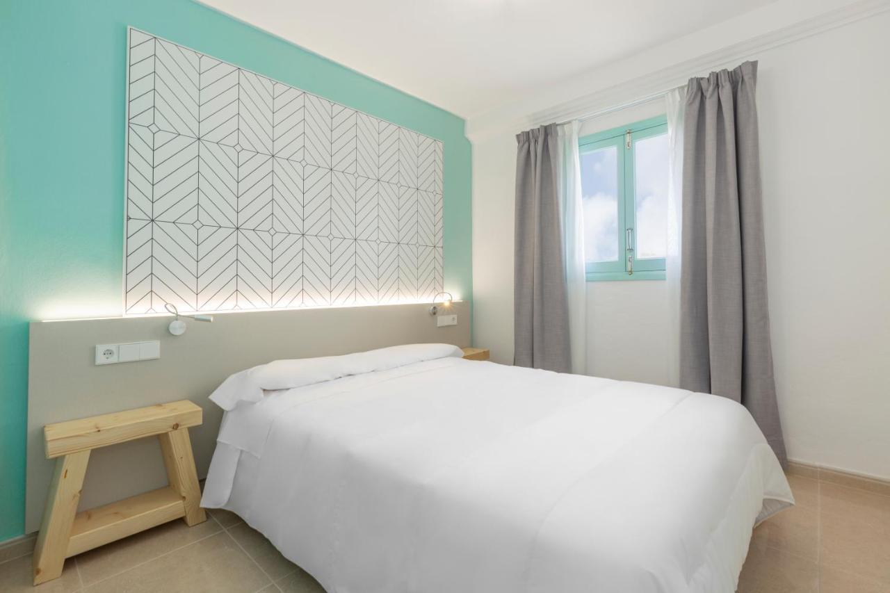 Apartamentos Los Arcos Santa Eularia des Riu Exterior photo